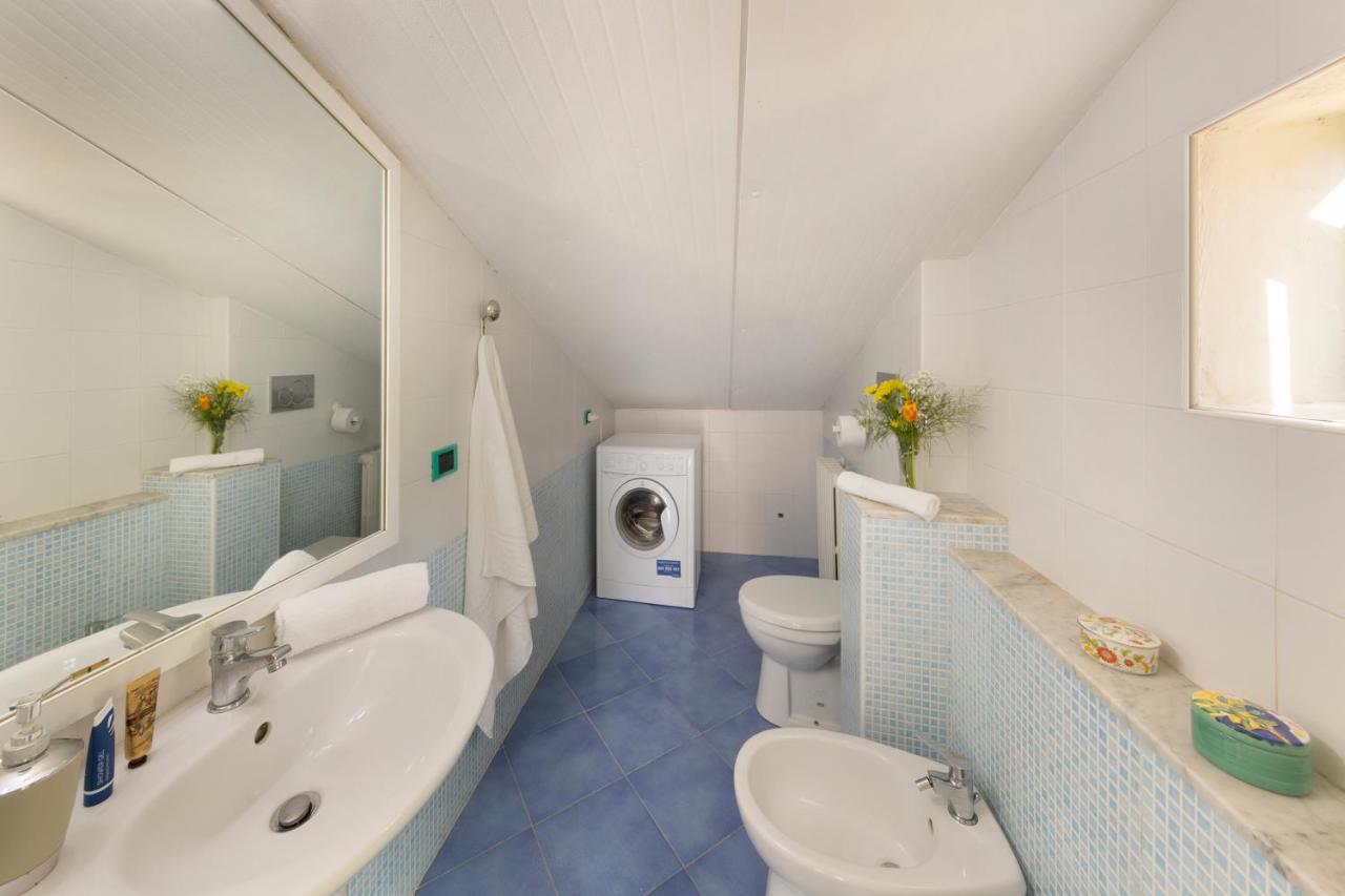Relais Del Mare Con Terrazza Fronte Mare Free Parking Leilighet Massa Lubrense Eksteriør bilde